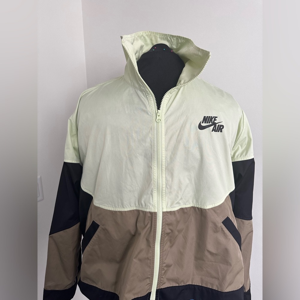 Nike Cropped Track Jacket